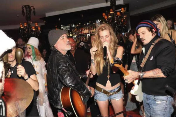 Johnny Depp sorprendió con un show musical en una exclusiva velada en el Hotel Faena de Buenos Aires